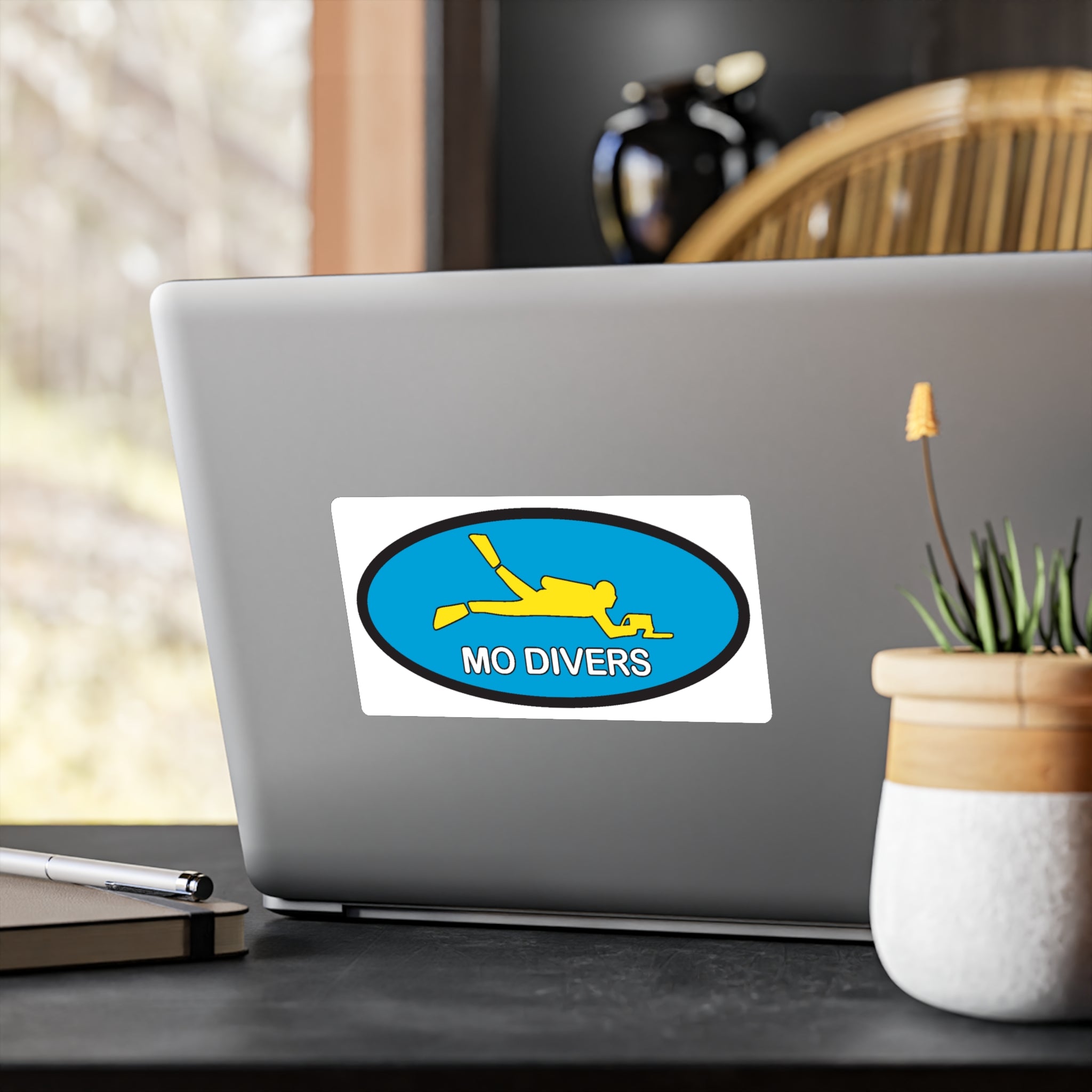 Official Mo Divers Oval Kiss-Cut Vinyl Decals for Divers - Perfect for Car, Laptop & Gear